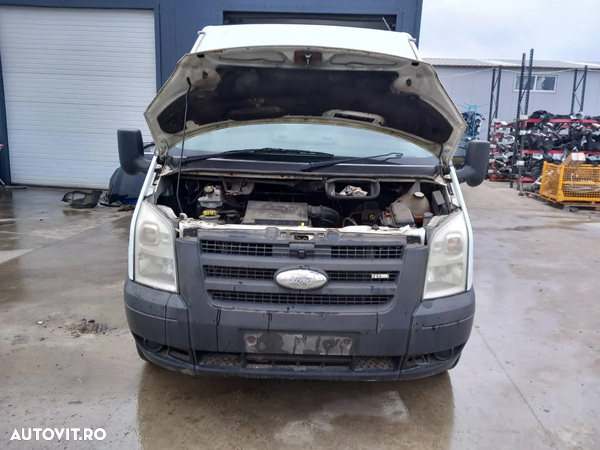 Dezmembrari / Dezmembrez Ford Transit 2.2 TDCI cutie VXT75 culoare Frozen White