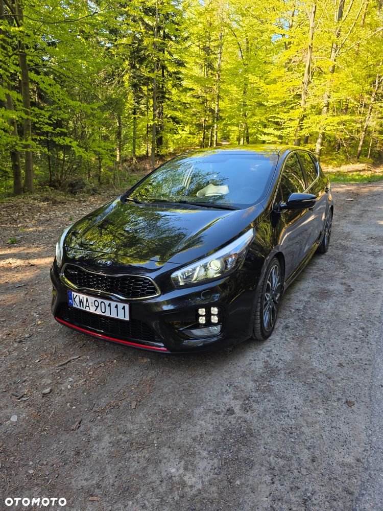 Kia Ceed 1.6 T-GDI GT L - 16