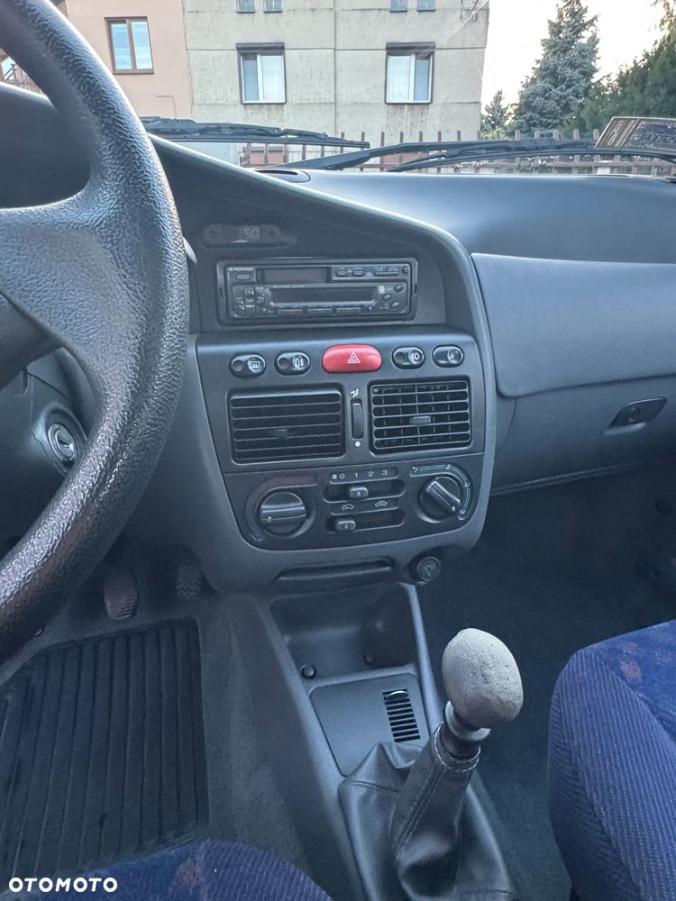 Fiat Siena - 10