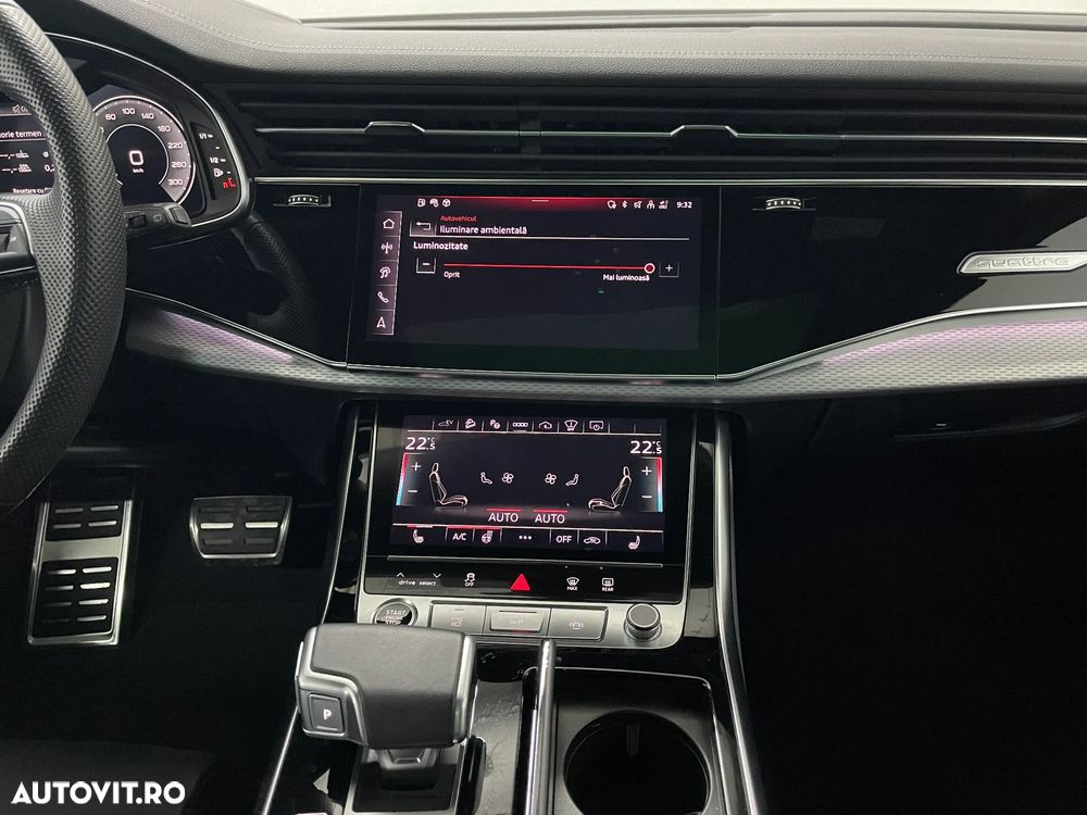 Audi Q8 SUV TFSI e quattro 290 kW tiptronic - 34