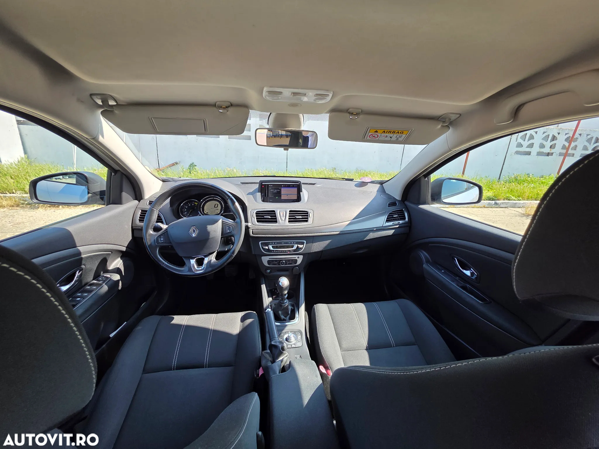 Renault Megane Grandtour ENERGY TCe 115 Start & Stop Authentique - 7
