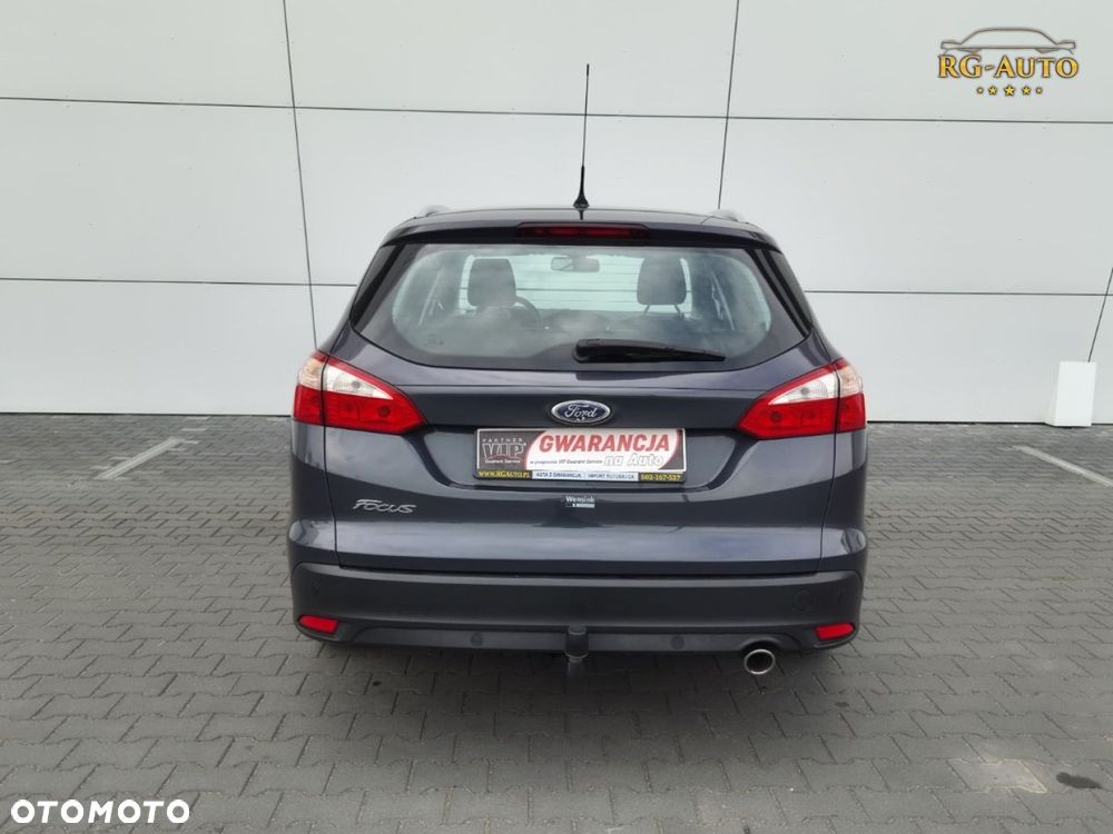 Ford Focus - 8