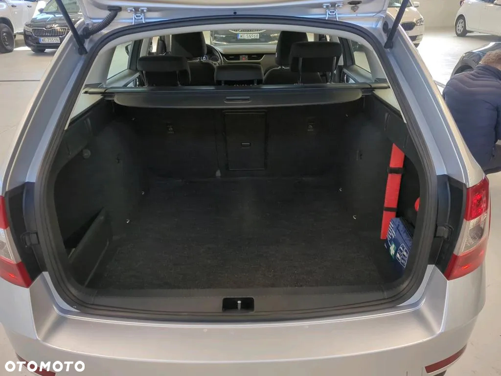 Skoda Octavia 2.0 TDI Ambition - 22