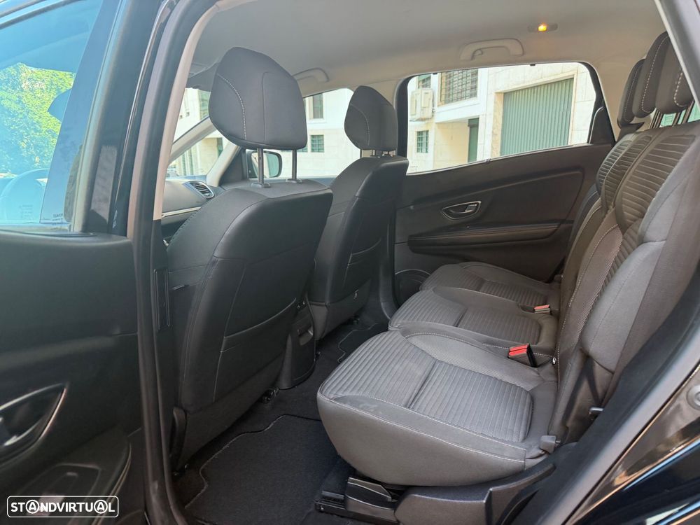 Renault Grand Scénic ENERGY TCe 130 INTENS - 18