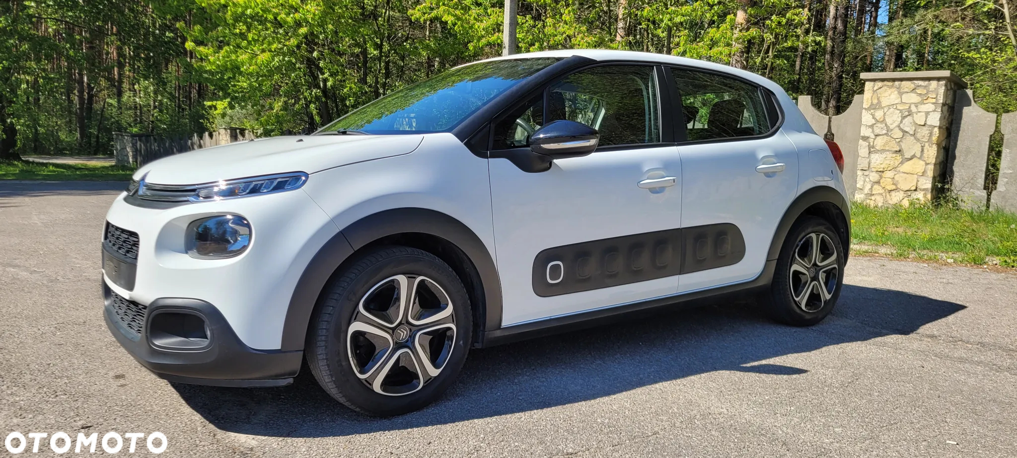 Citroën C3 1.2 PureTech Exclusive - 2