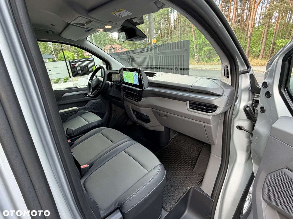 Volkswagen Caravelle 2.0 TDI L1 - 12