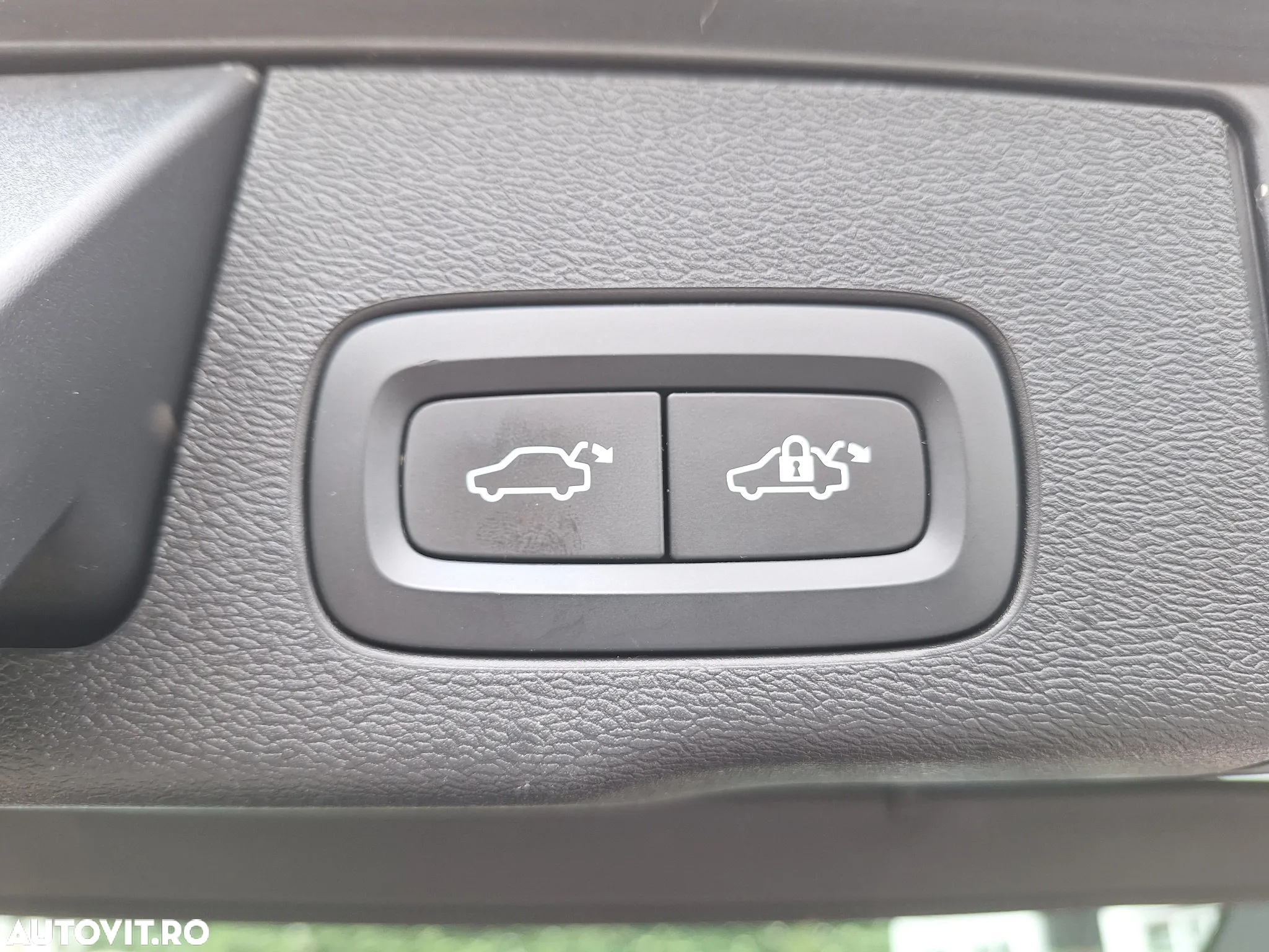 Volvo XC 60 D5 AWD Inscription - 32