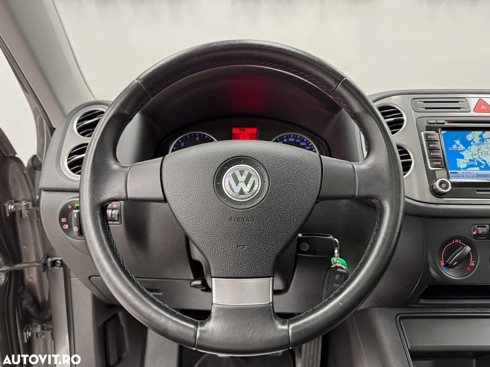 Volkswagen Tiguan 2.0 TDI 4Motion Sport & Style - 24