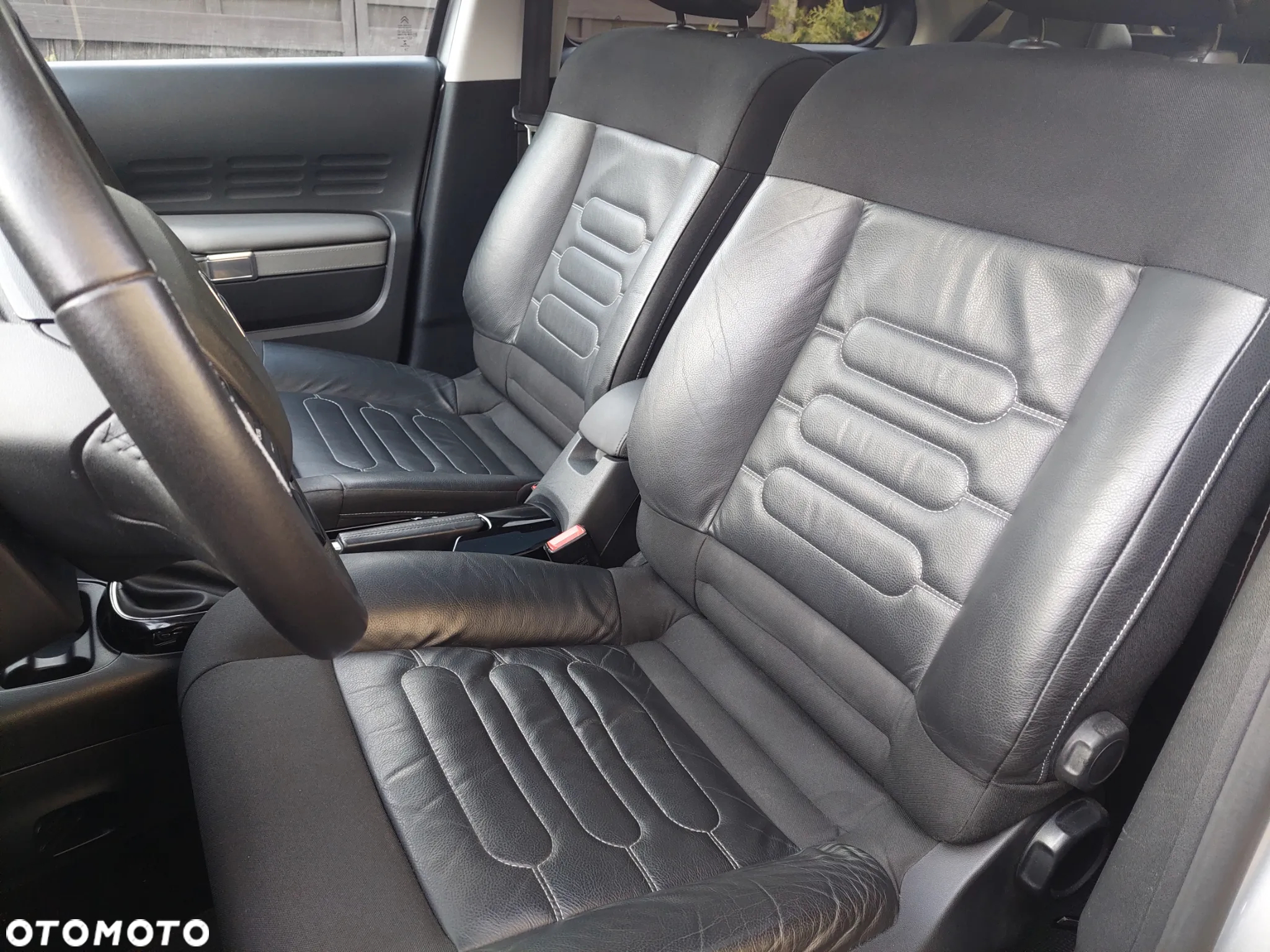 Citroën C4 Cactus 1.2 PureTech Shine S&S EAT6 - 6