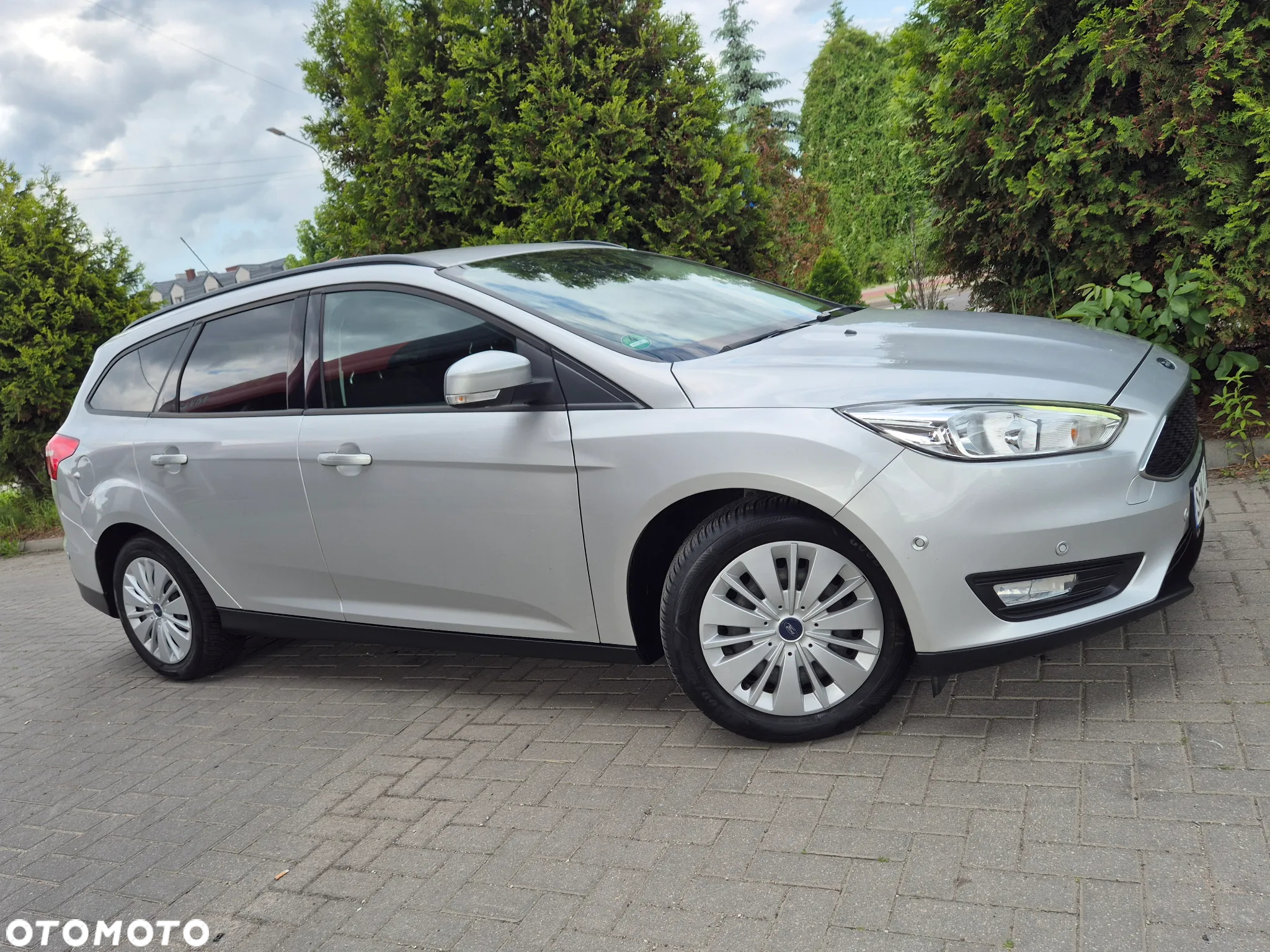 Ford Focus Turnier 1.0 EcoBoost Start-Stopp-System TITANIUM STYLE - 14