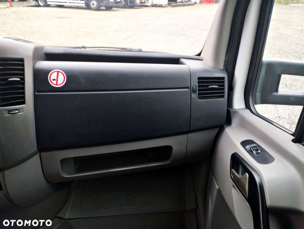Mercedes-Benz Sprinter 516 Kontener Winda Klima Boczne Drzwi - 15