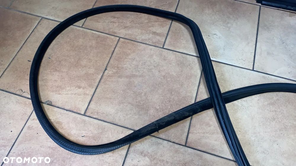 BMW X6 F16 USZCZELKA DRZWI TYŁ 7317822 - 3