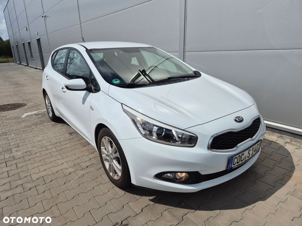 Kia Ceed 1.4 L - 3