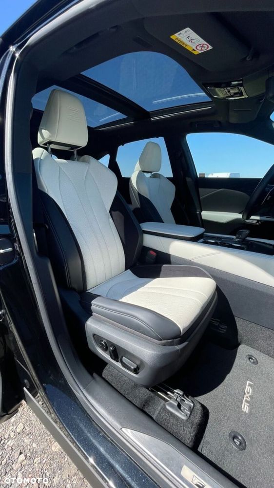 Lexus RX - 10