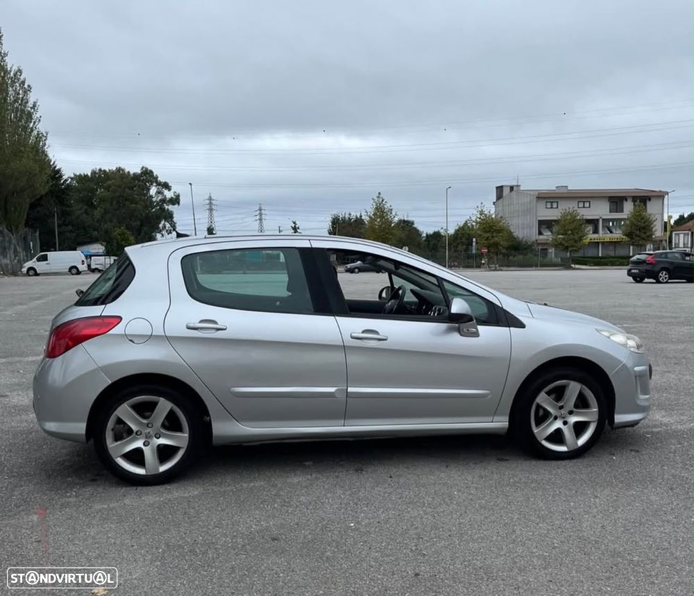 Peugeot 308 1.6 HDi Sport - 2