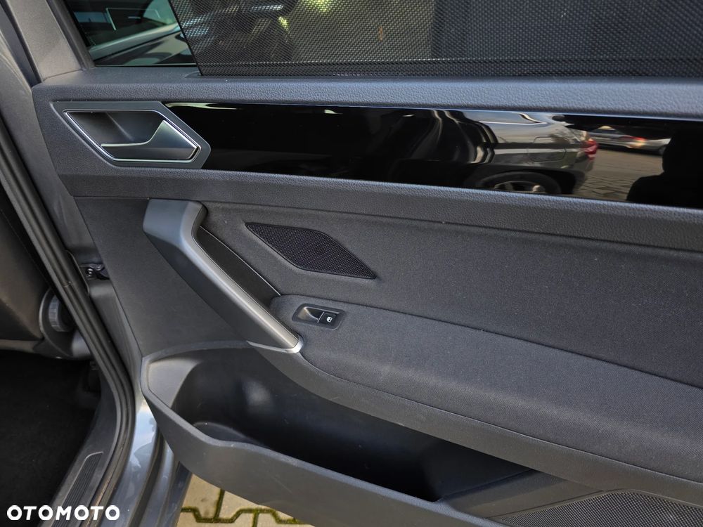 Volkswagen Touran 1.5 TSI EVO Highline DSG - 20