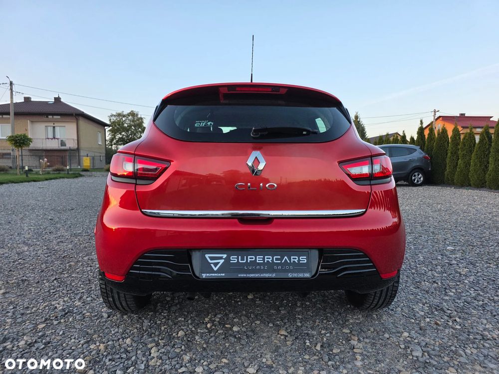 Renault Clio 1.2 16V 75 Life - 30