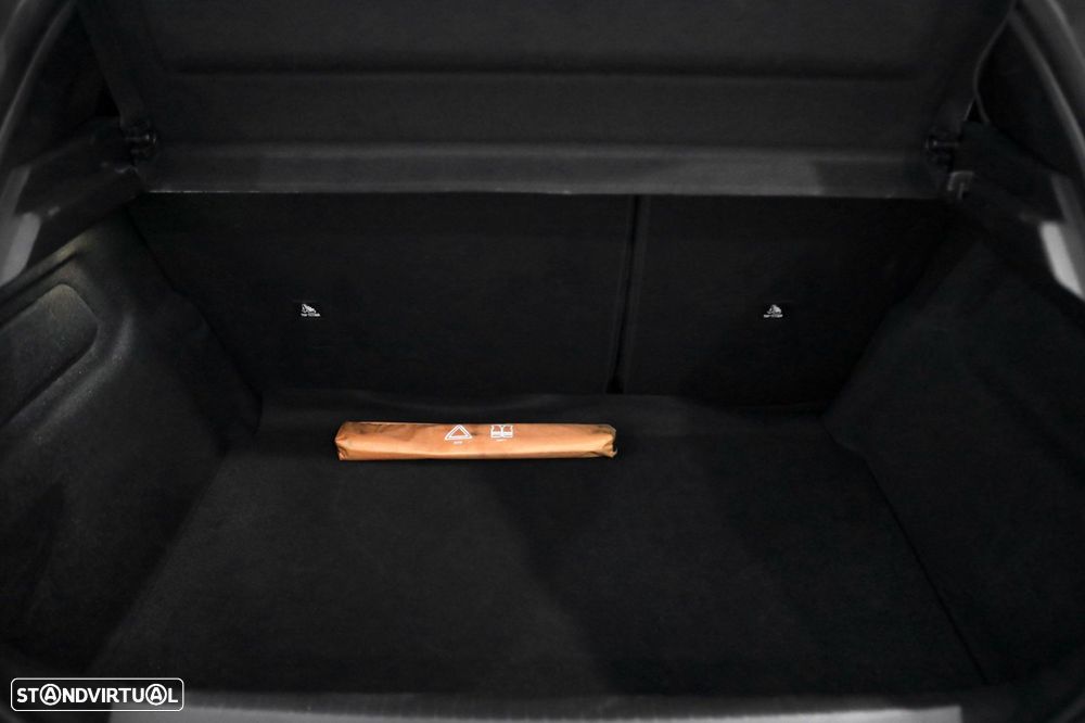 Peugeot 208 1.2 PureTech Allure - 11