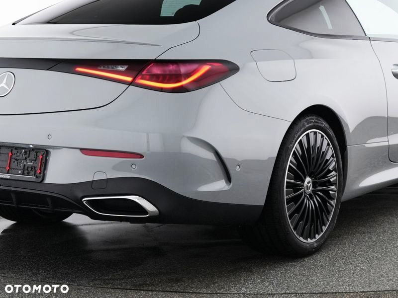 Mercedes-Benz CLE 300 mHEV 4-Matic AMG Line - 10