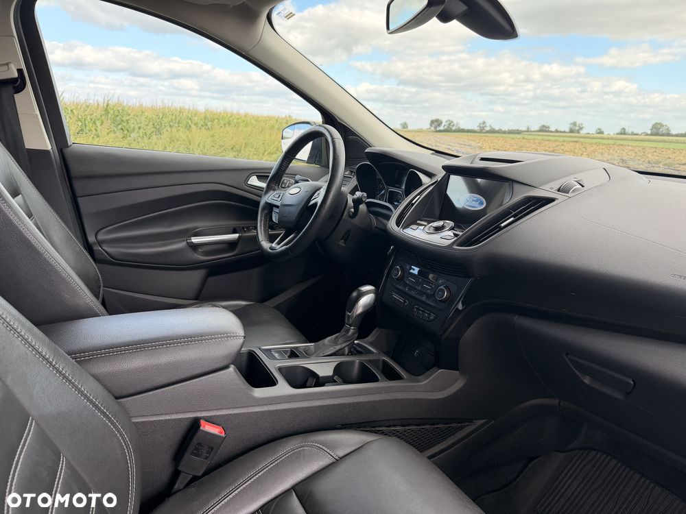 Ford Escape 2.0 EcoBoost AWD Titanium - 13