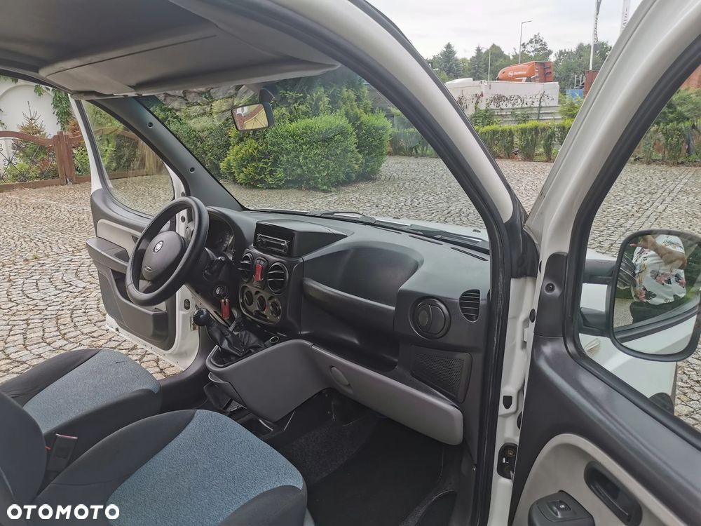 Fiat Doblo - 8