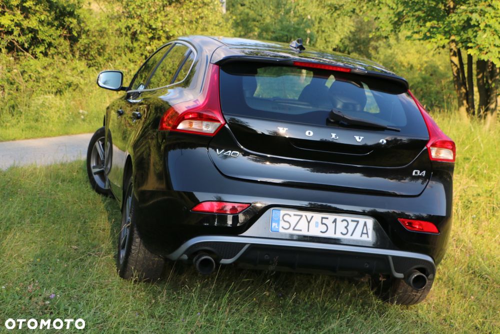 Volvo V40 D4 Drive-E R-Design Momentum - 7
