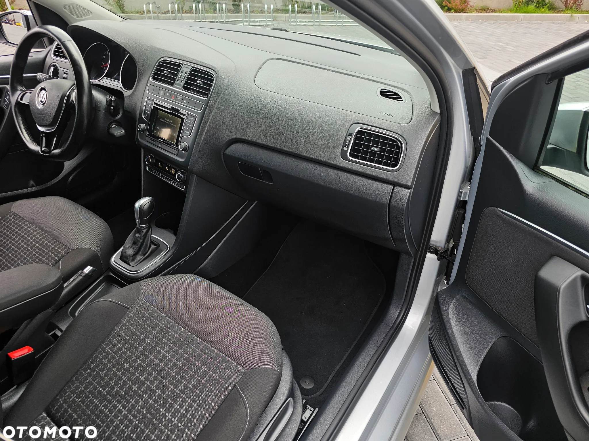Volkswagen Polo 1.2 TSI DSG Comfortline - 13