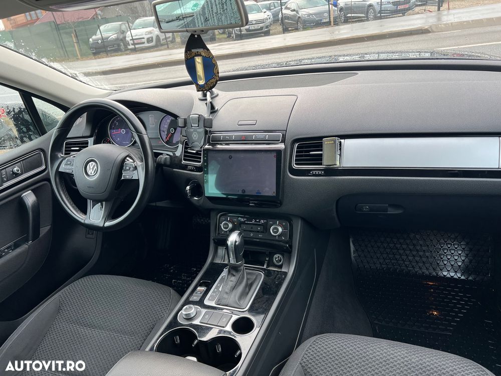 Volkswagen Touareg 3.0 V6 TDI BMT - 8