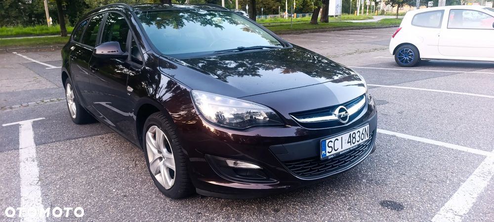 Opel Astra 1.4 T Enjoy S&S - 12