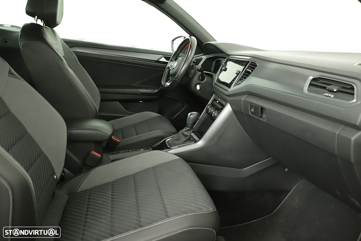 VW T-Roc Cabrio 1.5 TSI R-Line DSG - 21