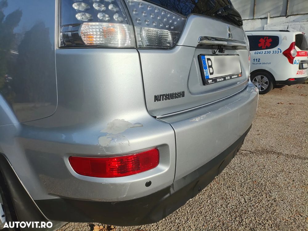 Mitsubishi Outlander 2.2 DI-D 4WD Intense A13 - 13