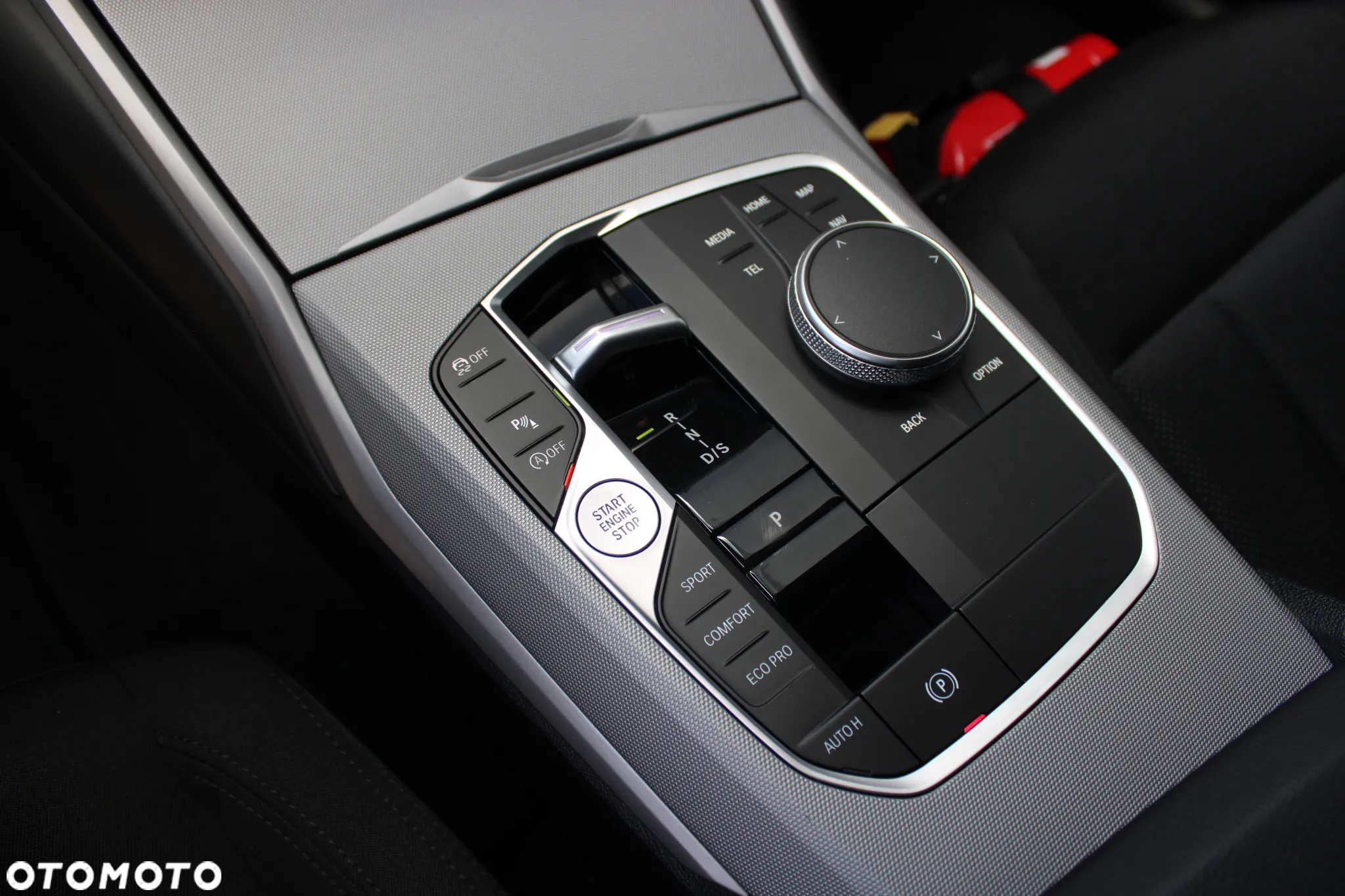BMW Seria 3 318i - 20