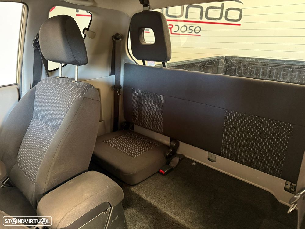Mitsubishi L200 2.5 DI-D Club Intense 3L 4WD - 9