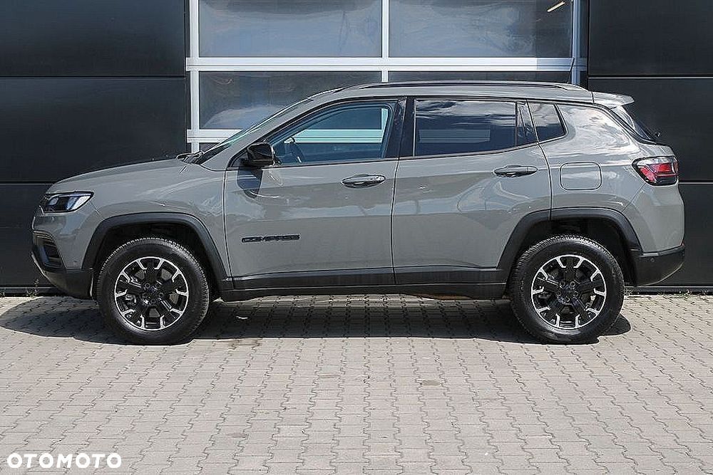 Jeep Compass 1.3 T4 PHEV 4xe Upland S&S - 11