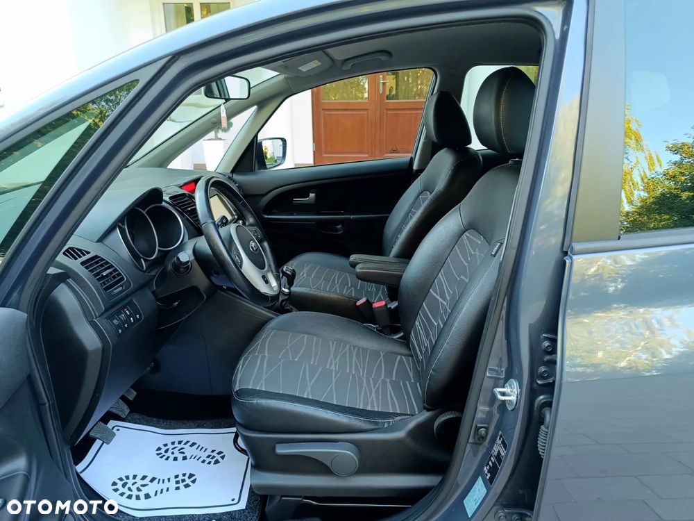 Kia Venga 1.4 CVVT Dream Team Edition - 25