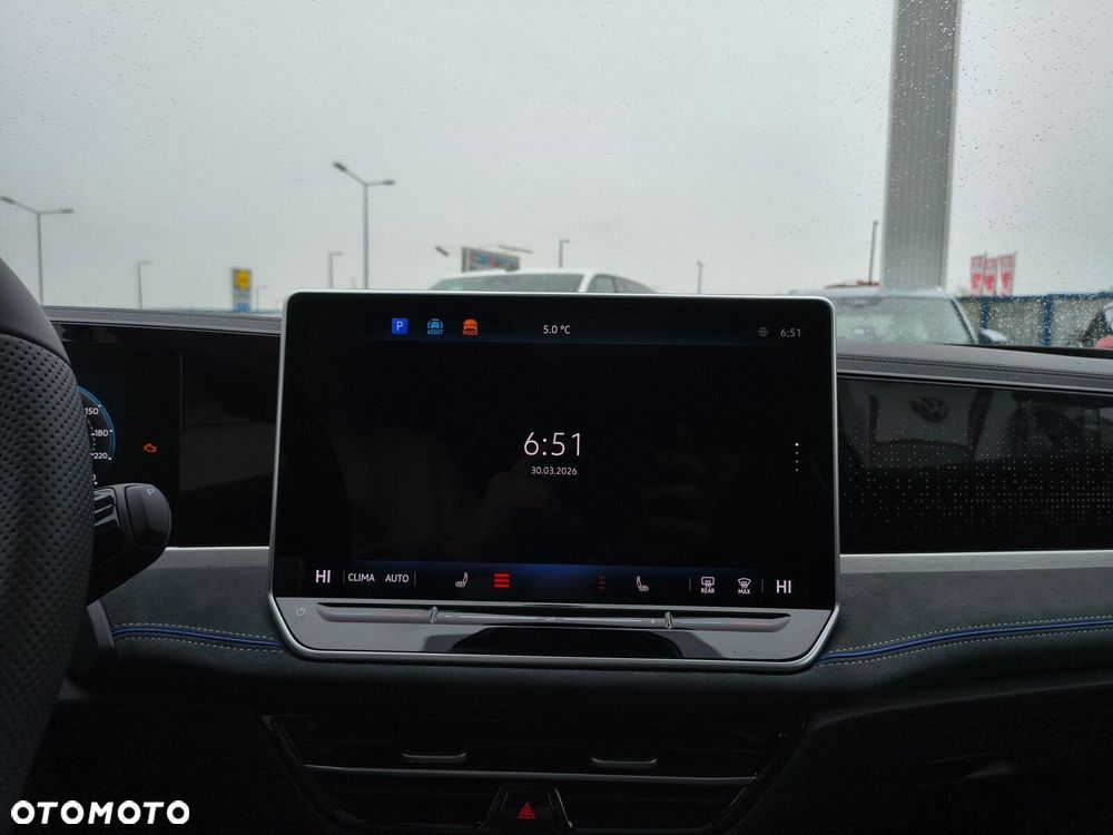 Volkswagen Passat - 23