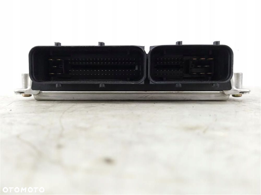 Komputer sterownik silnika VW Passat B5 1.8TURBO 150KM BOSCH 4B0906018B - 2