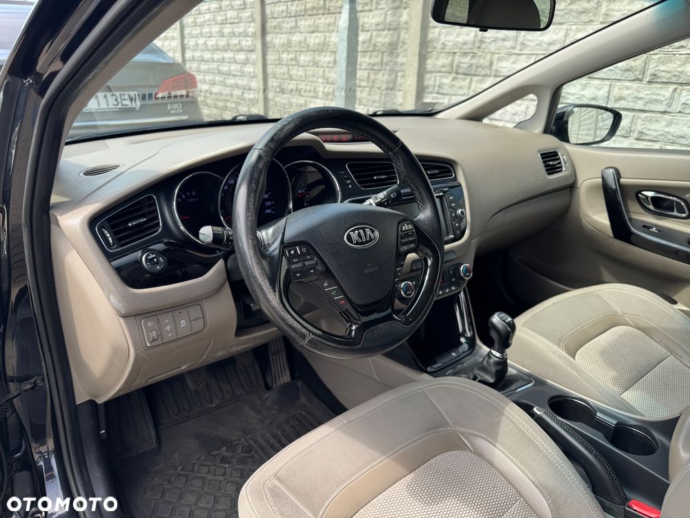 Kia Ceed 1.6 GDI Business Line - 10