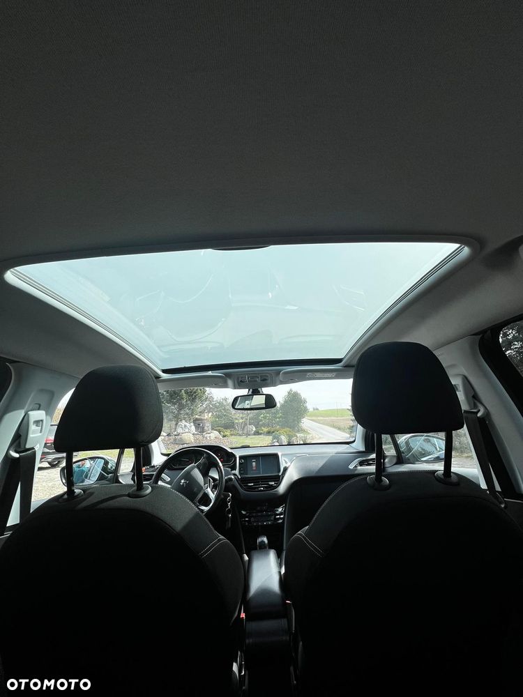 Peugeot 208 Blue-HDi 100 Stop&Start Allure - 8