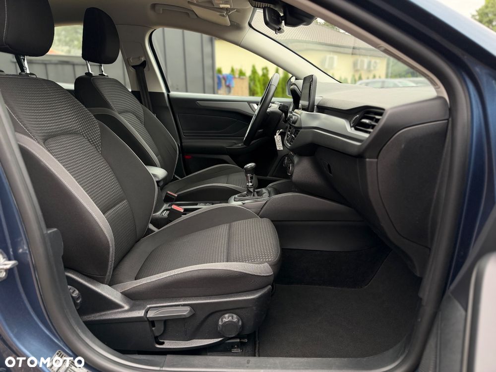 Ford Focus 1.0 EcoBoost Start-Stopp-System COOL&CONNECT - 28