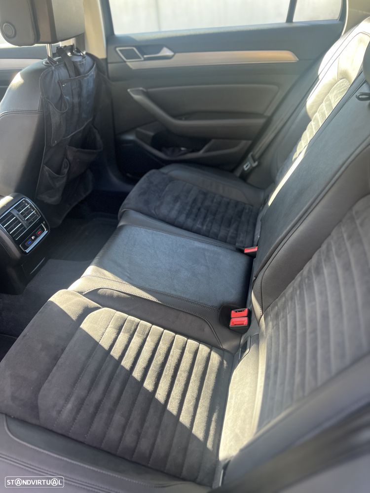 VW Passat Variant 2.0 TDi Highline DSG - 8