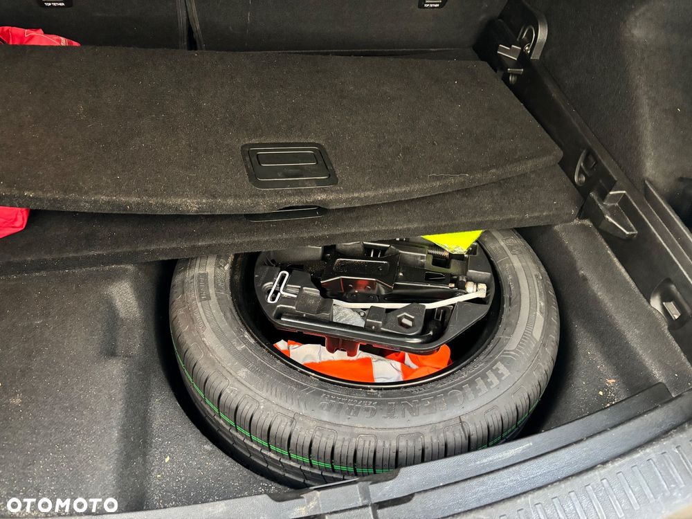 Renault Megane 1.2 Energy TCe Limited - 8