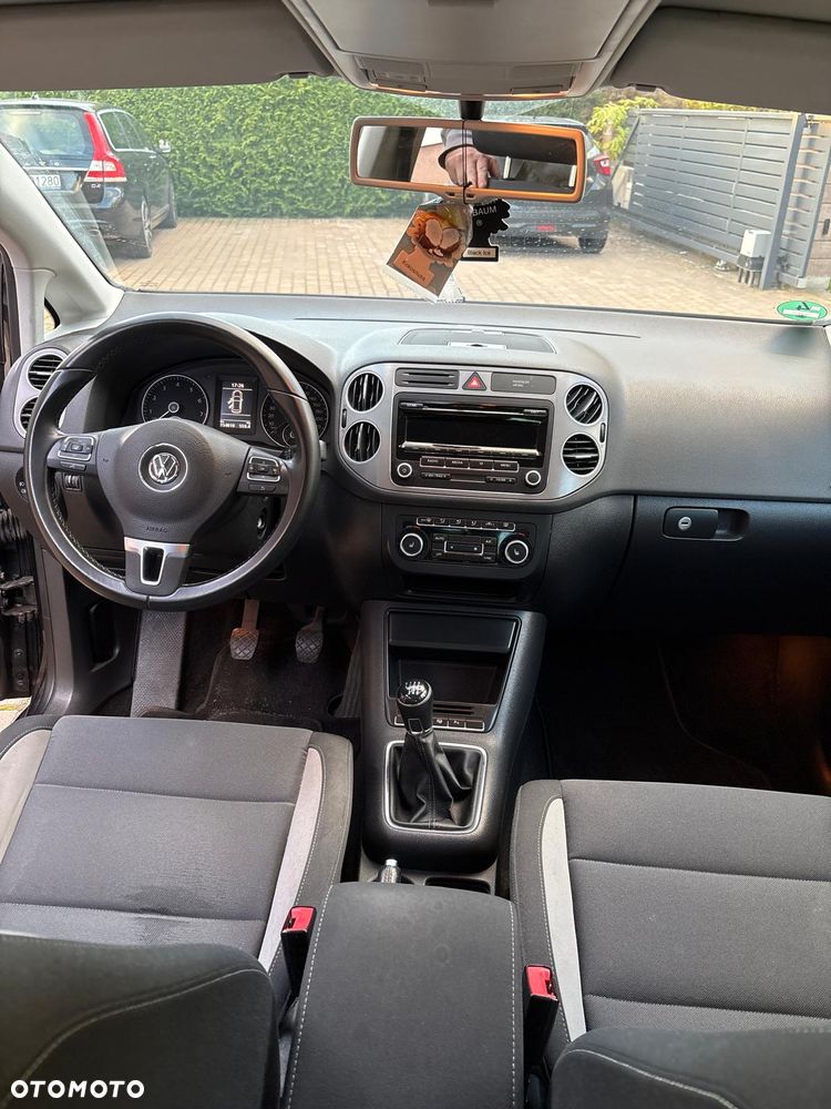 Volkswagen Golf Plus - 9