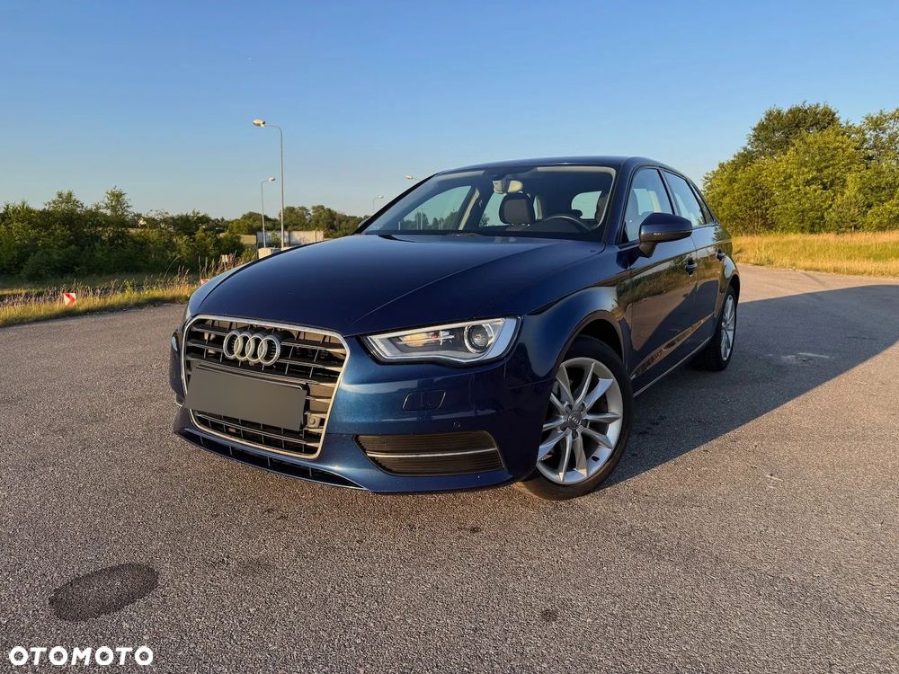 Audi A3 Sportback 1.6 TDI Ambition S tronic - 4