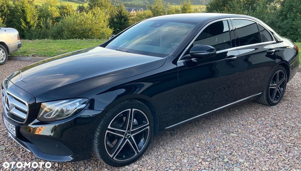 Mercedes-Benz Klasa E 220 d 9G-TRONIC - 2
