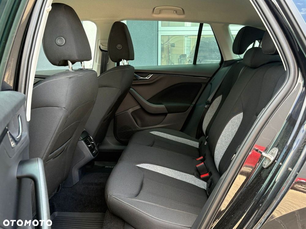 Skoda Kamiq 1.0 TSI Selection DSG - 16