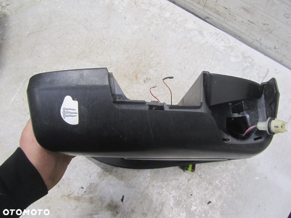 iveco daily 14->lusterko lewy przód uk (uszkodzony) - 5