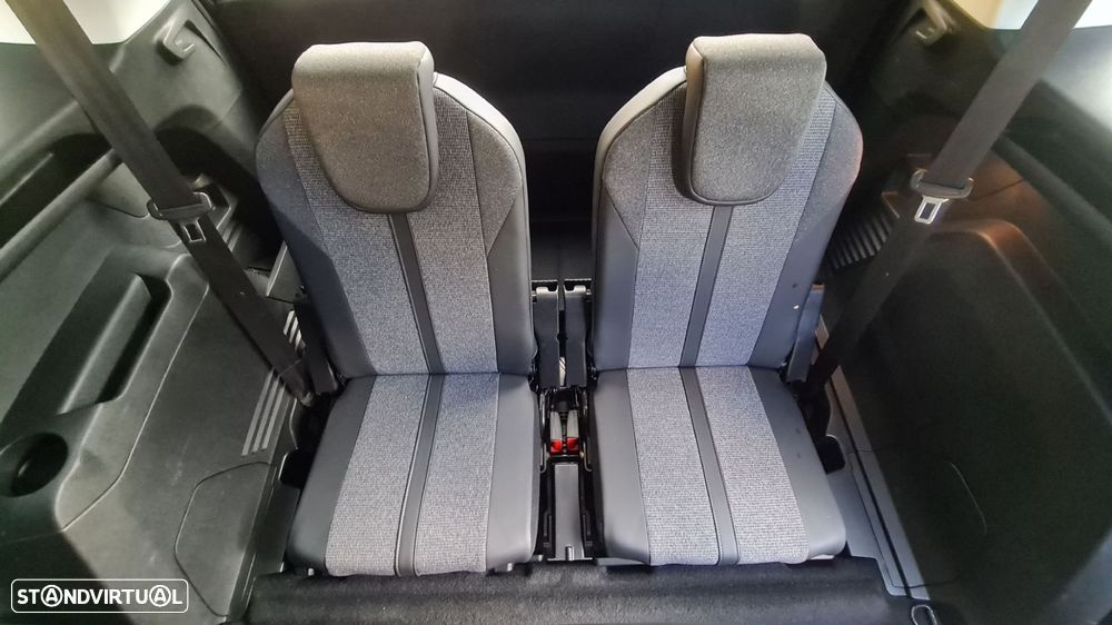 Peugeot 5008 1.5 BlueHDi Allure EAT8 - 46