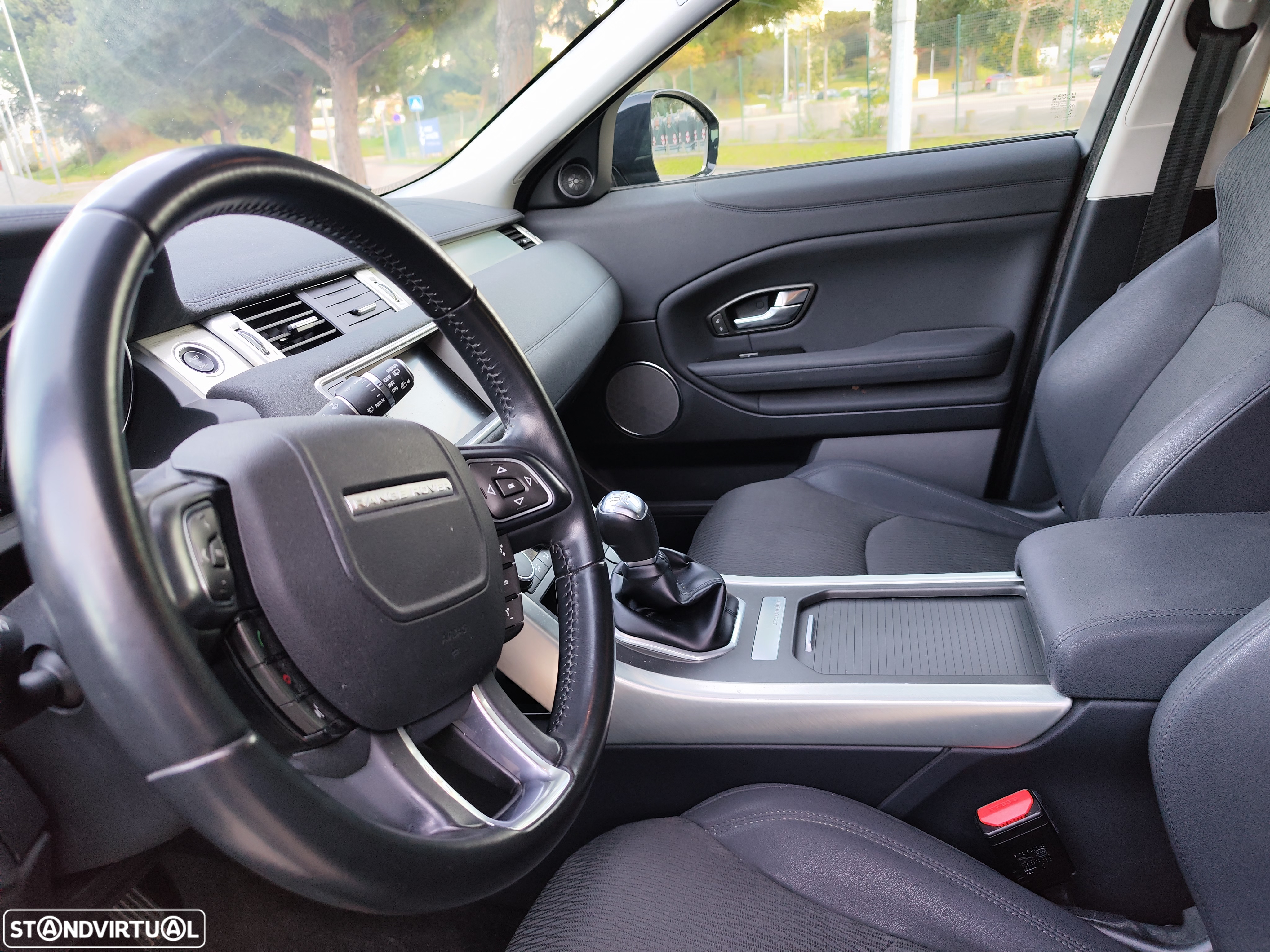 Land Rover Range Rover Evoque 2.0 D150 - 15