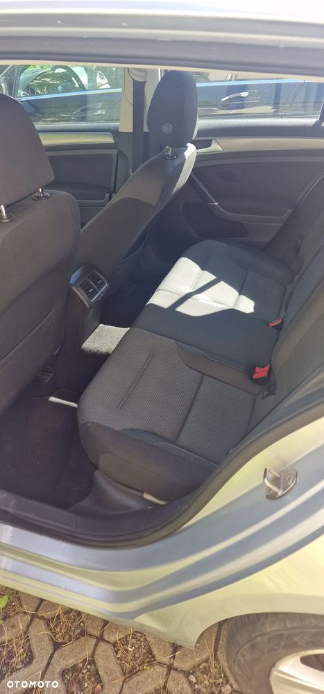 Volkswagen Golf - 13